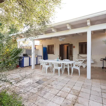 Alluring In With Swimming Pool Vila Ostuni